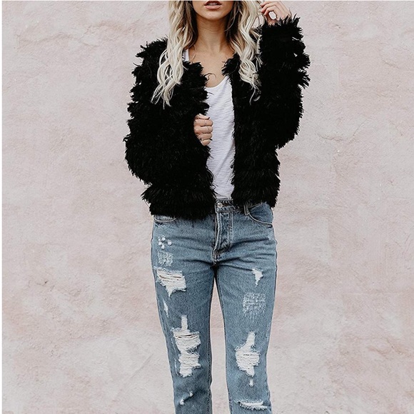 NWT Long Sleeve Shaggy Faux Fur Coat - Picture 3 of 5